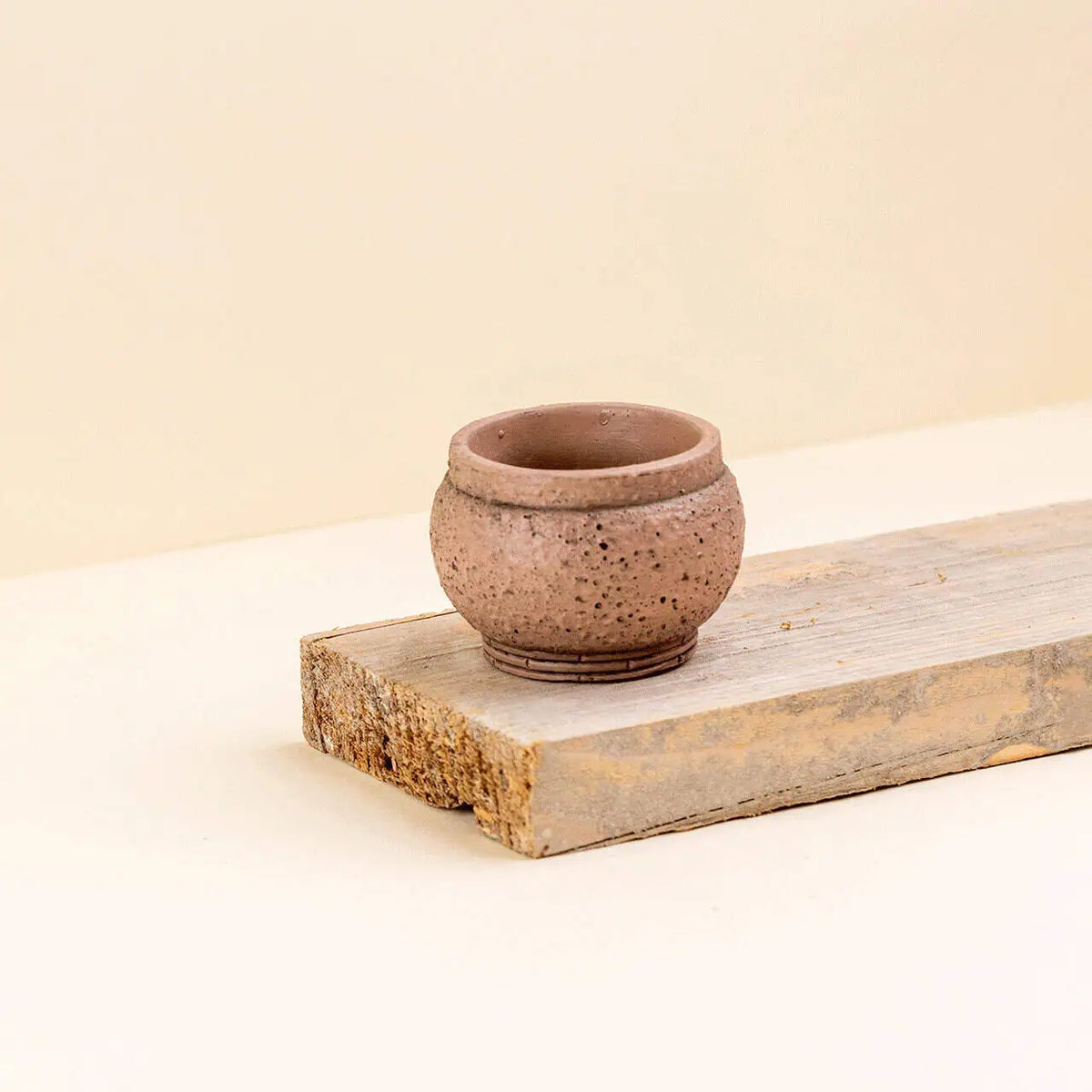 Cache-pot ciment Héra rose